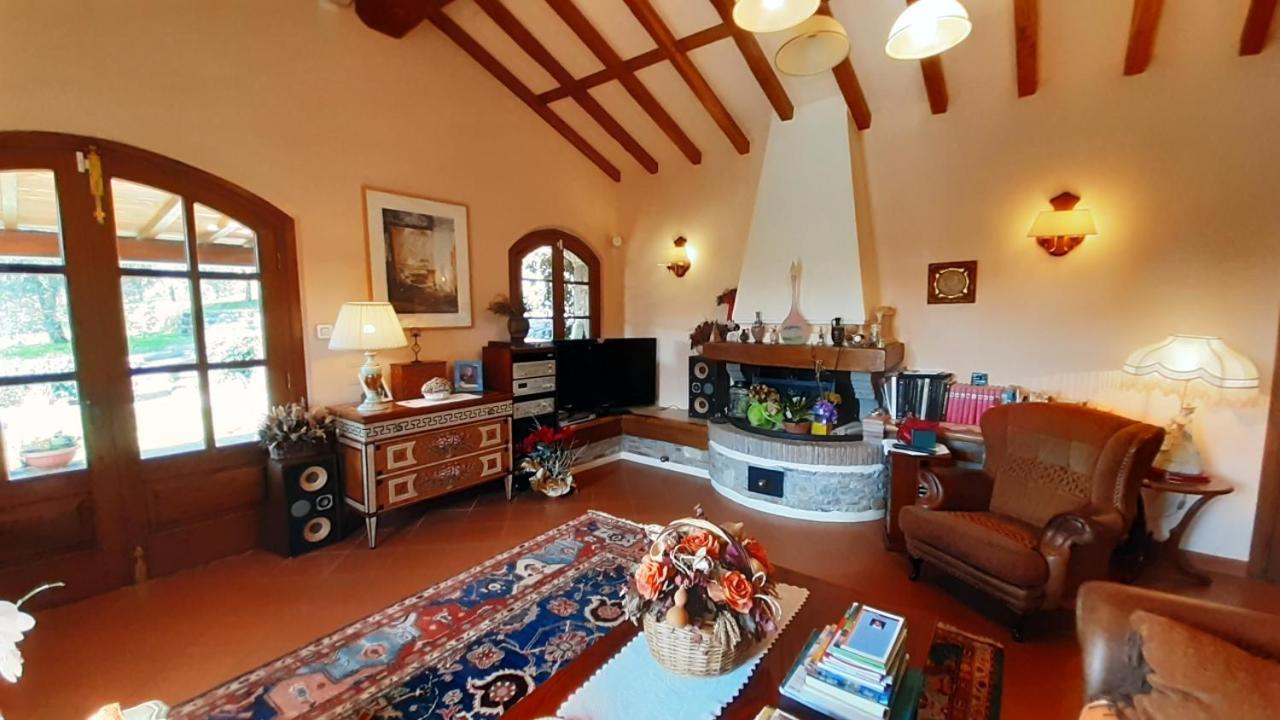 Villa Armonia Borgo a Mozzano Luaran gambar